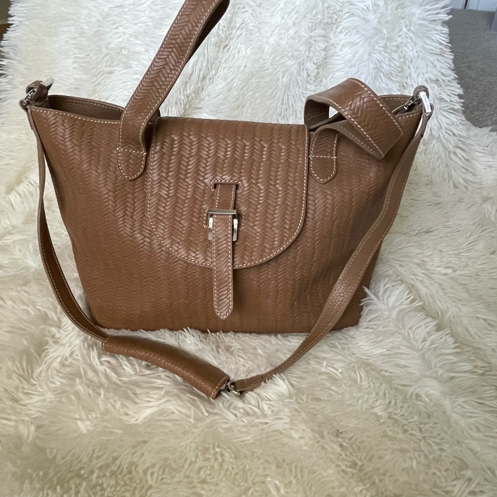 Almost new MELI MELO 'thela' Medium Woven Effect Leather Trapeze Tote